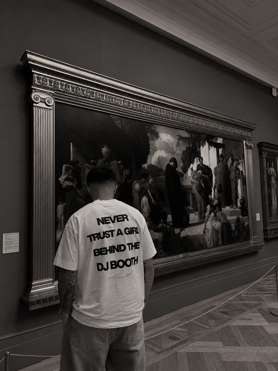 "DJ BOOTH"